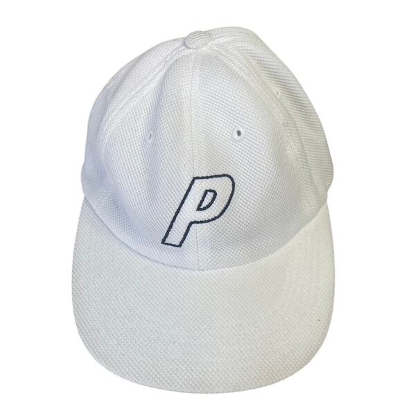 PALACE Knit White P Hat Made In USA Adjustable Streetwear Black - Picture 1 of 4